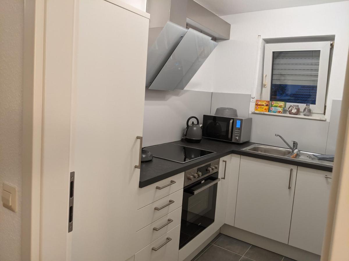 Cozy Apartment With Parking Garage Near Outlet Metzingen  Kültér fotó