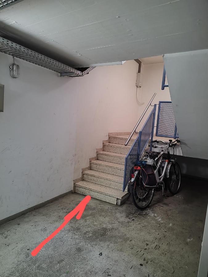 Cozy Apartment With Parking Garage Near Outlet Metzingen  Kültér fotó