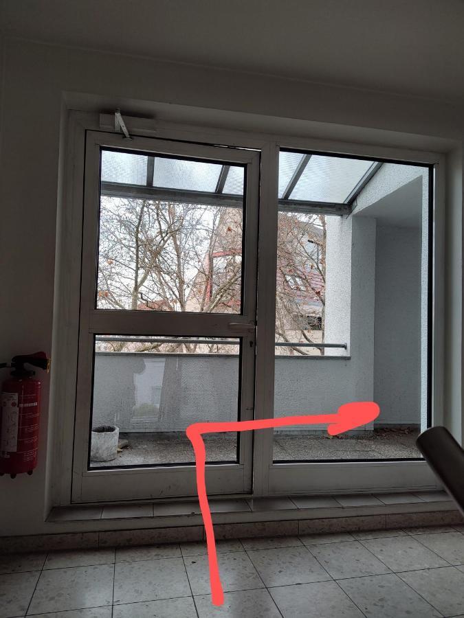 Cozy Apartment With Parking Garage Near Outlet Metzingen  Kültér fotó